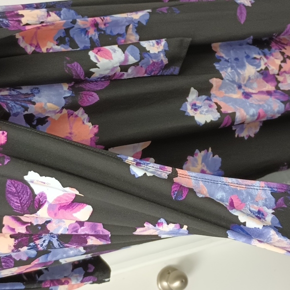 2 for $20 Jennifer Lopez dress - Picture 5 of 8